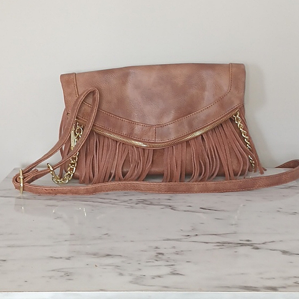 Reposhed ☀️ Steve Madden Fringe Crossbody Bag in Brown with Gold Hardware